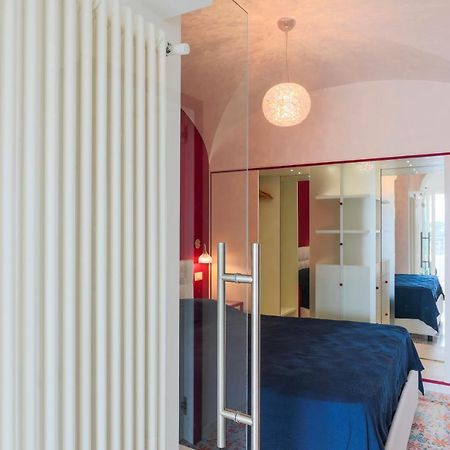 The Lodge Scala Bagian luar foto