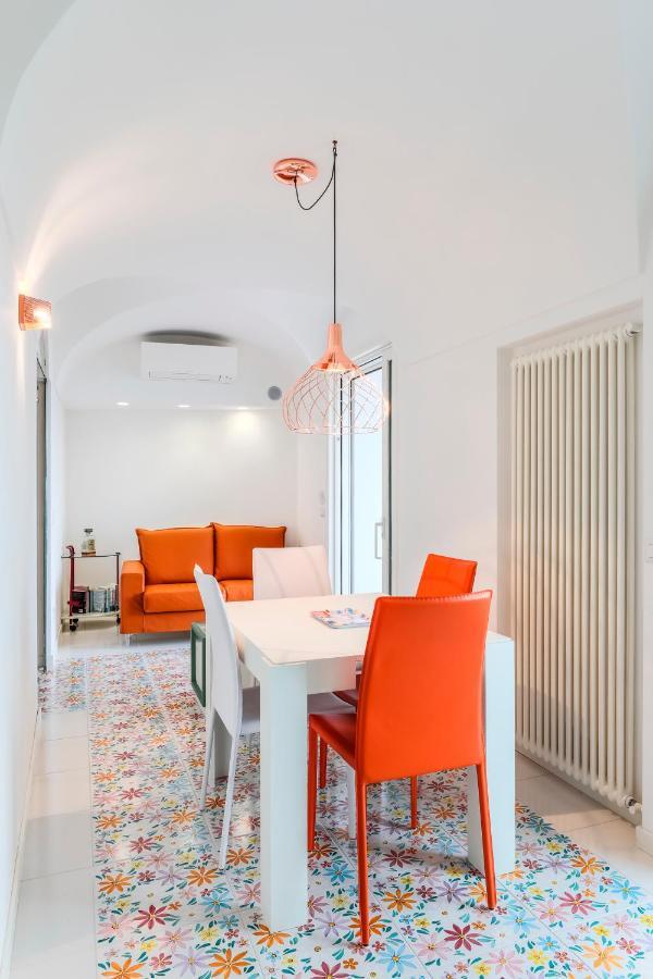 The Lodge Scala Bagian luar foto